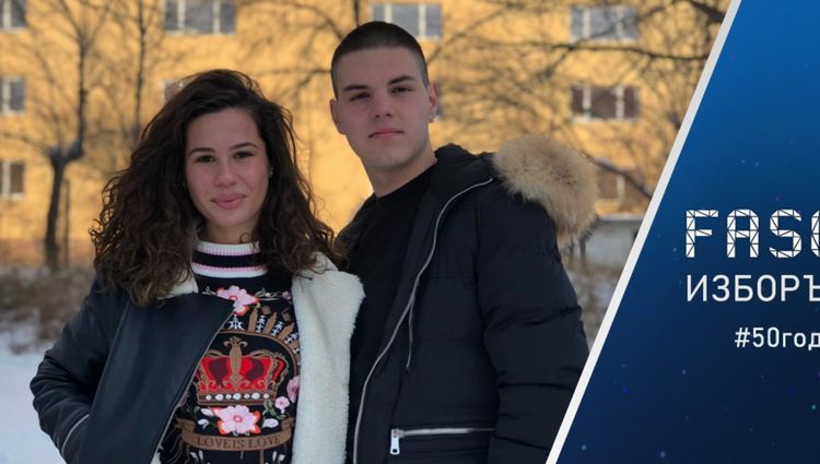 Снимки: ФБ Училищен вестник „Златаров“. Лора и Атанас 