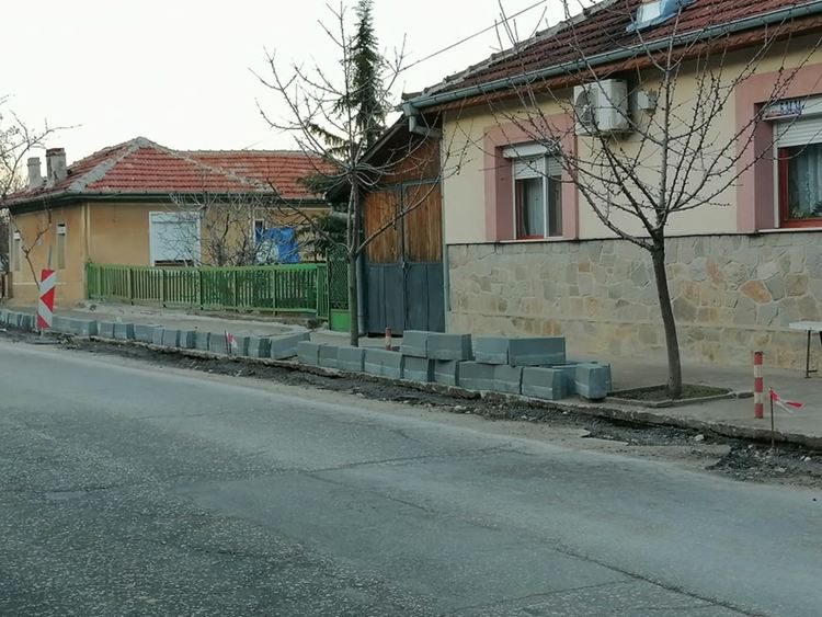 Ремонтът на пътя Асеновград - Кърджали започна