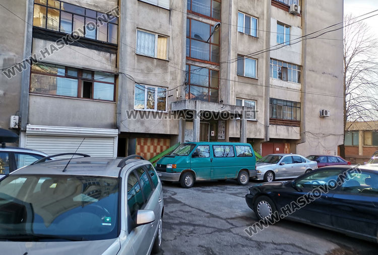 Трима са арестувани с наркотици в Хасково