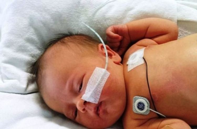 Бебе с нов вариант COVID-19, има 51 000 пъти повече вирусни частици