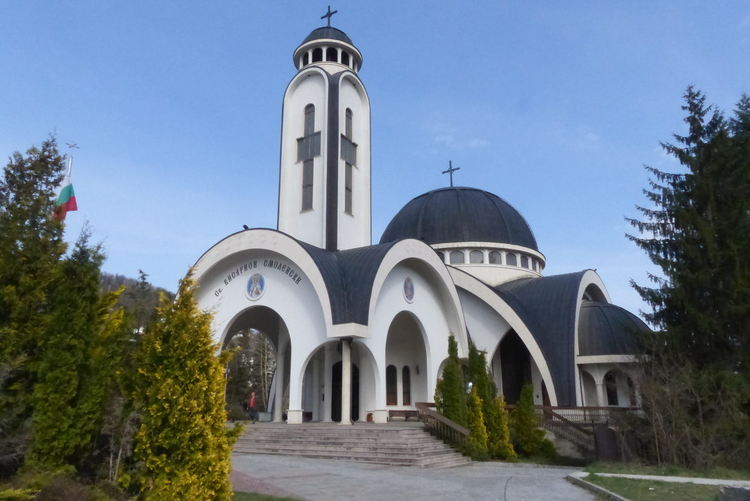 Митрополит Николай пристига в неделя, за да въдвори новоизбрания епископ Висарион