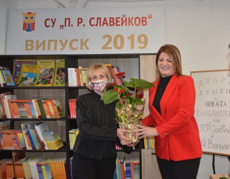 Проект „Книга до всеки” с Госпожа Библиотека