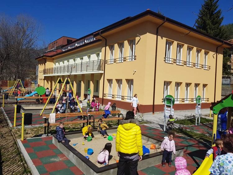 Мелемов отчете колко и за какво се харчат пари по "Региони в растеж"