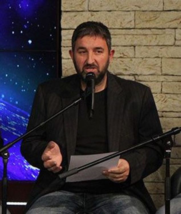 Смолянски сценарист от "Шоуто на Слави" повежда листата на "Има такъв народ"