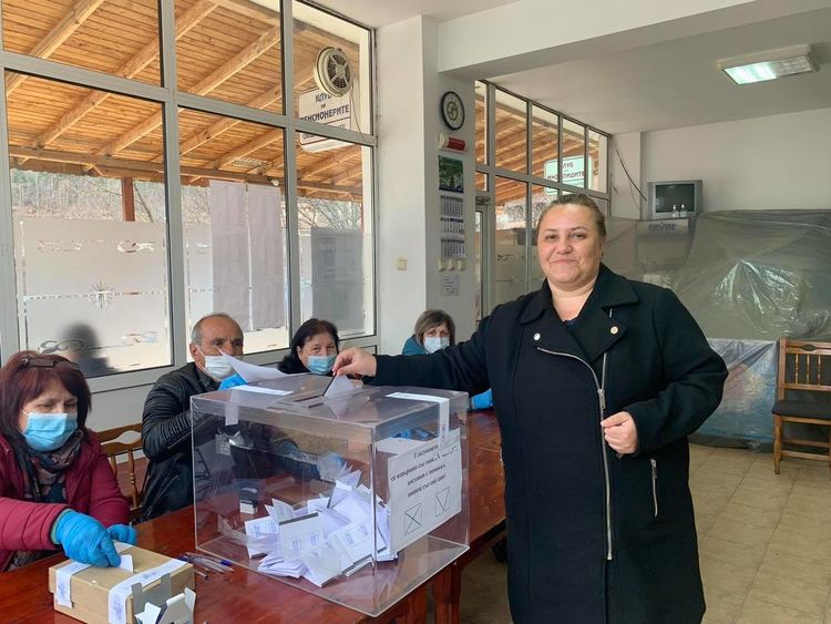 За какво гласуваха кандидат-кметовете в Баните?