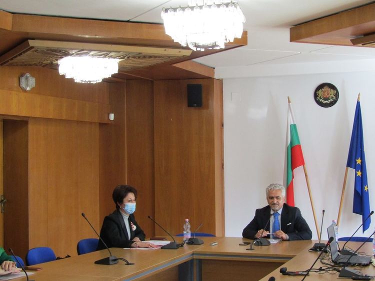 Смолянска област се върна в червената зона със 138 на 100 хиляди души население   