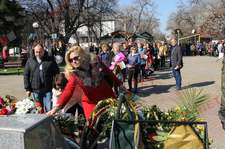 Димитровград почете тържествено 143 години от Освобождението на България