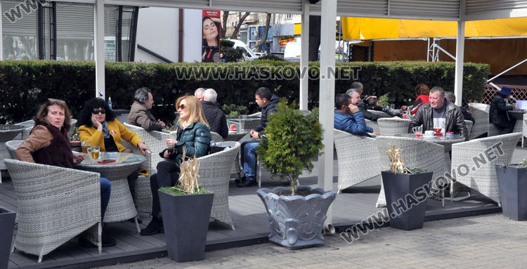 Заведенията в Хасково без нарушения на здравните мерки след отварянето