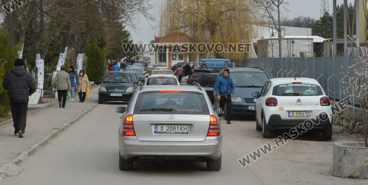 В Хасково почетоха паметта на мъртвите на Голяма Задушница