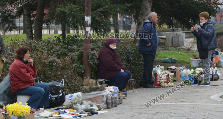 Търговци се върнаха на Бабиния пазар след 3-месечна забрана