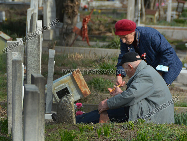 В Хасково почетоха паметта на мъртвите на Голяма Задушница