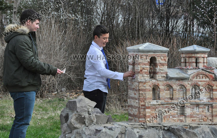 В Царската гимназия отбелязват 791 години от битката при Клокотница