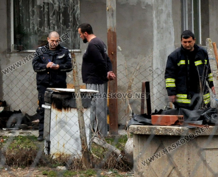 Газова бутилка подпали къща в Малево