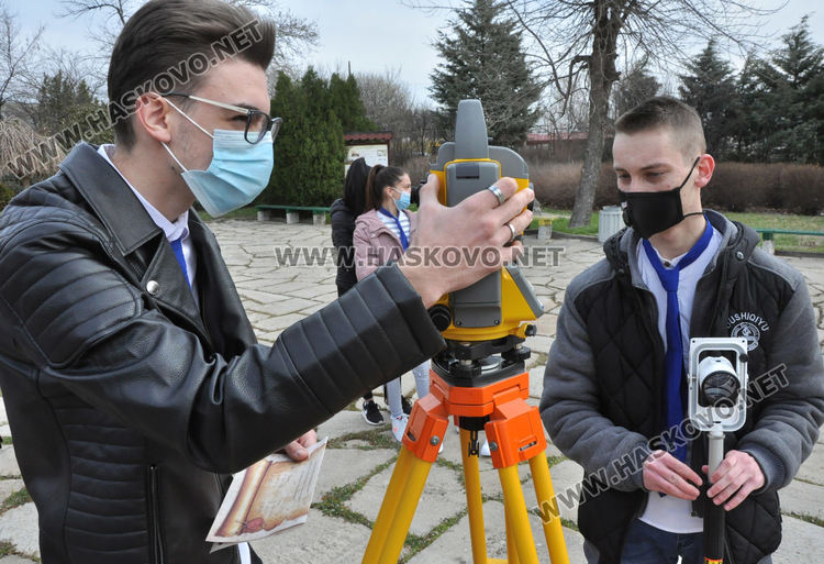 В Царската гимназия отбелязват 791 години от битката при Клокотница