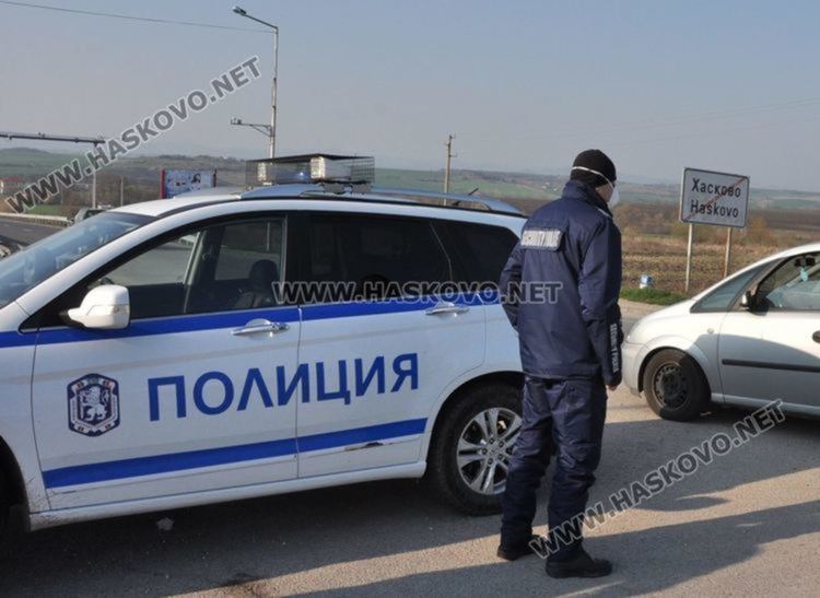 Задържаха двама, качили 15-годишен в Ауди и му взели телефона