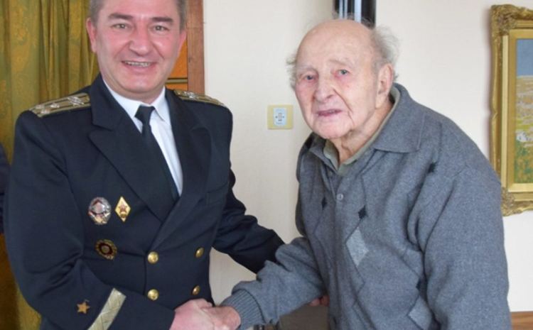 Доайенът на флотските пазачи на морски фар навърши 100 години