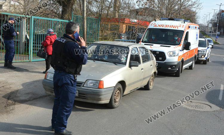 70-годишен почина в лек автомобил, докато шофира в Хасково