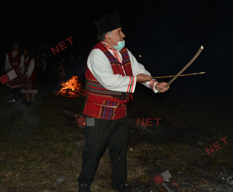 В село Бряст традицията на Сирни Заговезни е жива