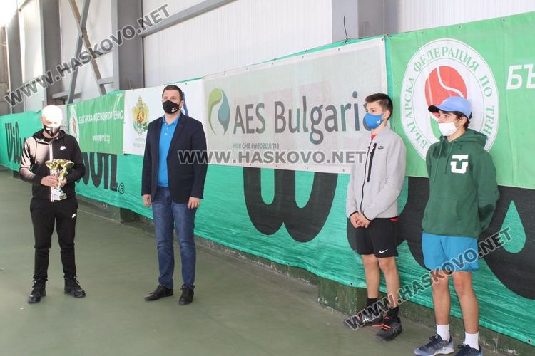 Хасково домакинства турнир от ITF, валиден за световната ранг-листа до 18  години