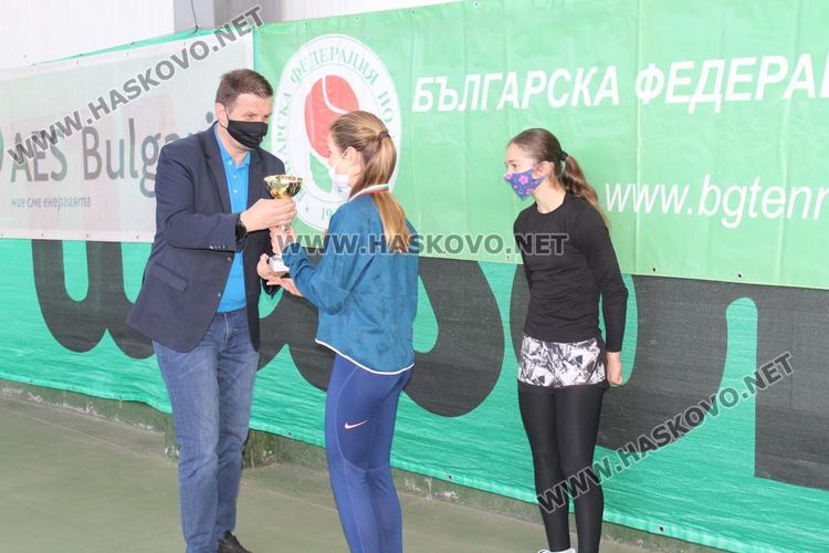 Хасково домакинства турнир от ITF, валиден за световната ранг-листа до 18  години
