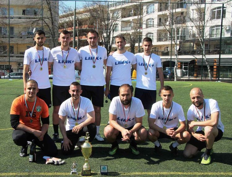 LINK + грабна трофея в Маратона