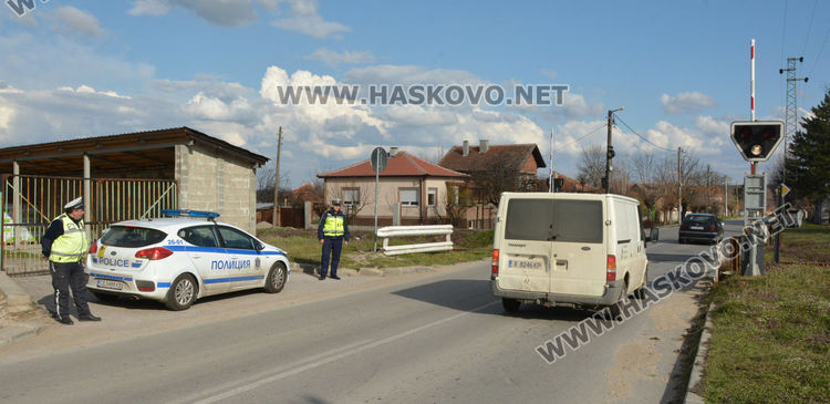 „Пътна полиция“ с акция по жп прелезите и пешеходните пътеки в Хасковско