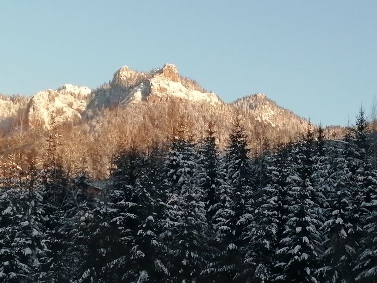 Значителни валежи и силен вятър в планините на 15 март