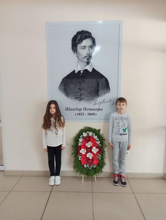 „Шандор Петьофи“ предава на живо от Унгария навръх патронния си празник