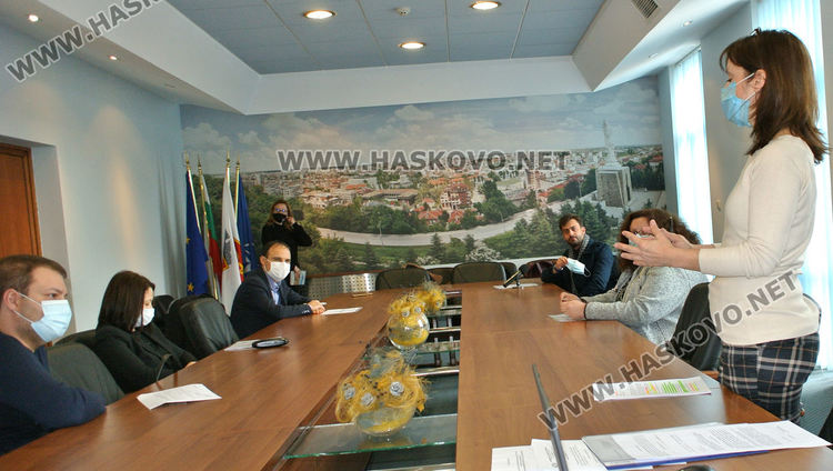 Екшън в общината: партиите не се разбраха за местата в подвижните секции в Хасково, решението-служебно