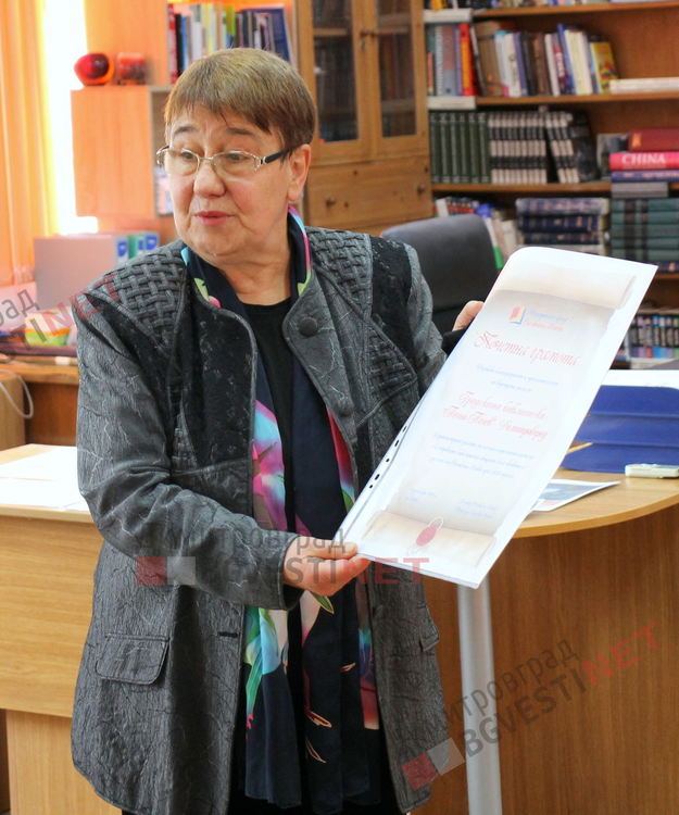 Емилия Янева, сестра на Снежана Янева