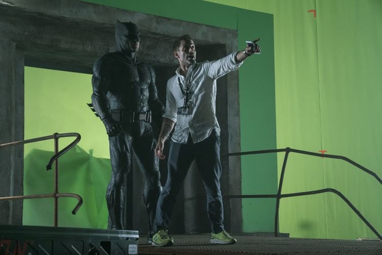 Четиричасовият филм „Лигата на справедливостта: Режисьорската версия на Зак Снайдър“ с онлайн премиера днес