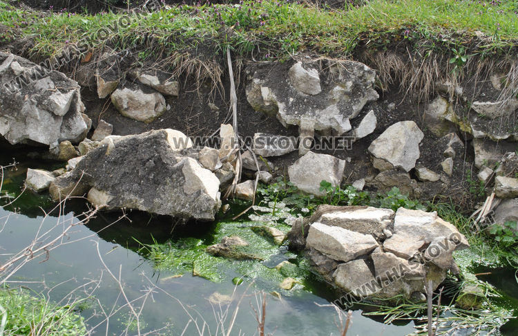 В Узунджово настояват за ремонт и почистване на разрушеното корито на реката