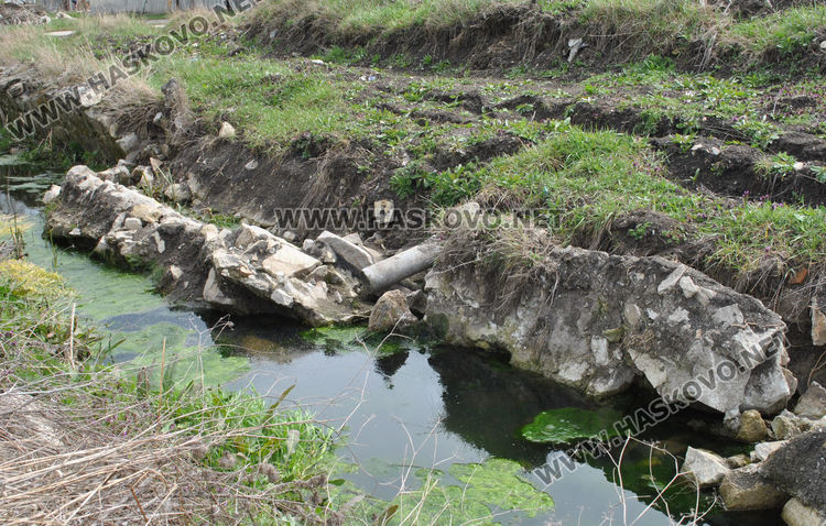 В Узунджово настояват за ремонт и почистване на разрушеното корито на реката