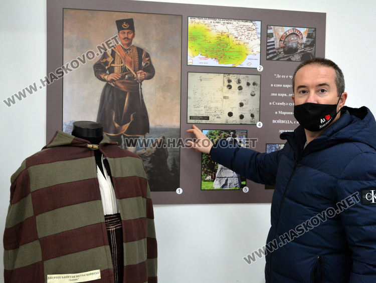 Показват автентичната носия, която Васил Михайлов носи във филма за Капитан Петко Войвода