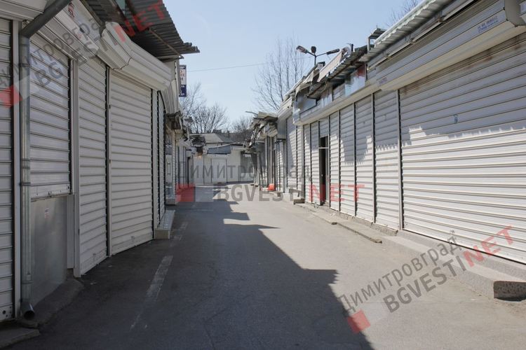 Ще затворят ли новите мерки Неделен пазар и Автопазара в Димитровград?