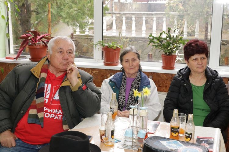 Кандидати за народни представителни от БСП за България в 29-и МИР, област Хасково се срещнаха с жители от Маджарово и Тополовград