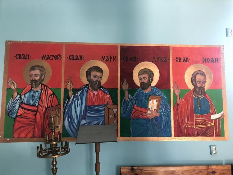 Бивша треньорка по плуване изографиса храма „Свети Спас” в Резбарци, вярва че Бог е несътворим