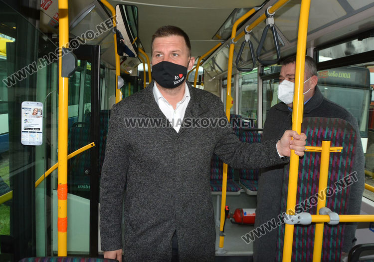 Четири от петте чешки тролеи са вече по маршрутите в Хасково