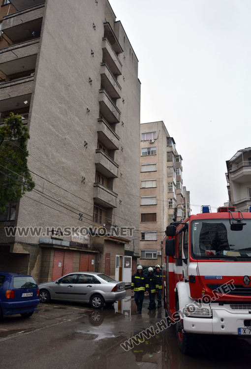 Пожар избухна в апартамент в Хасково