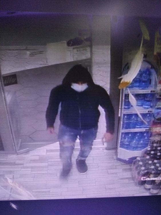 Задържаха двама маскирани бургазлии за кражби в Пловдив 