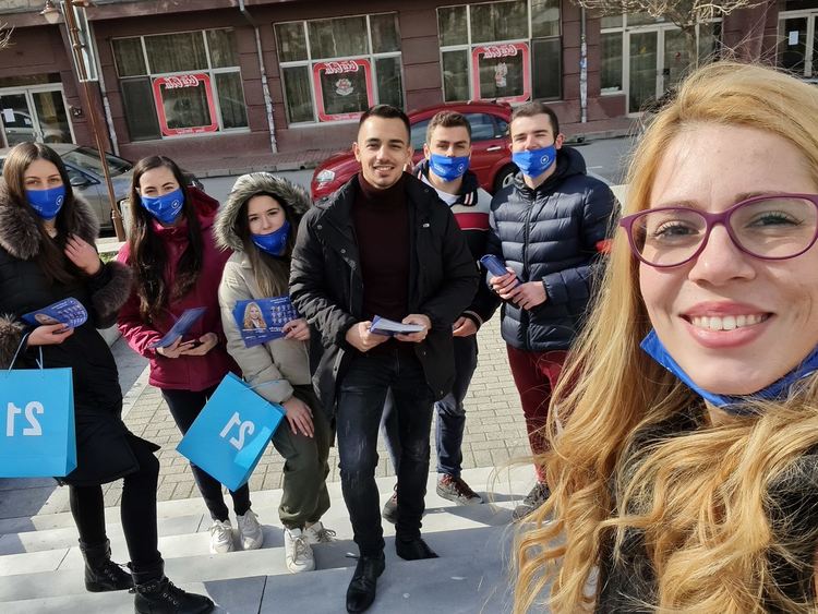 Радостина Циркова: Любовта ме върна в България