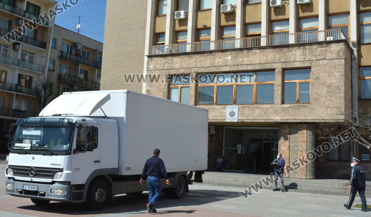 235 000 бюлетини за Парламентарните избори пристигнаха в Хасково