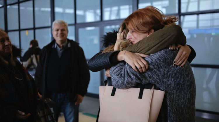 Защо HBO слагат български субтитри на българските филми?