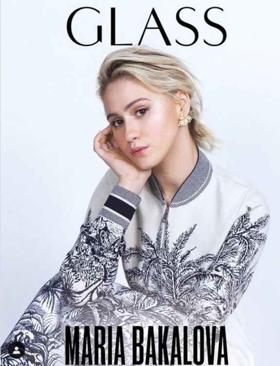  Мария Бакалова краси корицата на Glass