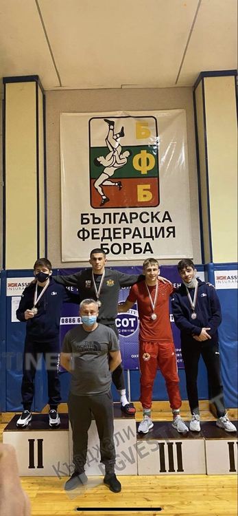 Шампионът ни по борба Рухан Расим отново се окичи със злато, този път на авторитетен международен турнир