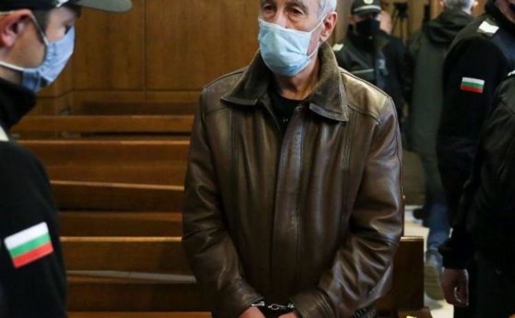 "Резидентът" от шпионския скандал предпочете да остане в ареста