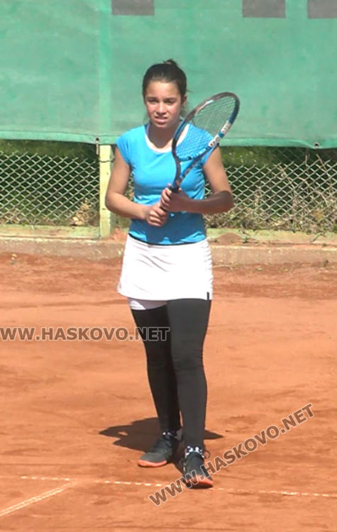 Хасково домакинства Държавния тенис турнир до 14-годишна възраст за юноши и девойки