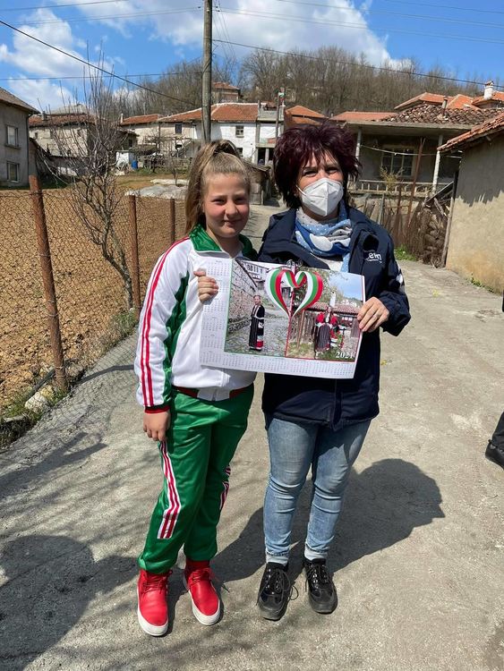 Дрангово посрещна Цвета Караянчева с пълен площад