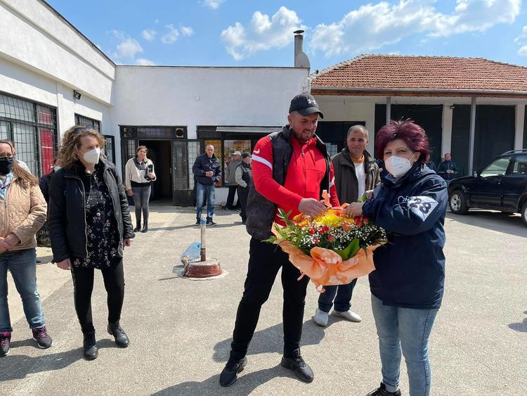 Дрангово посрещна Цвета Караянчева с пълен площад