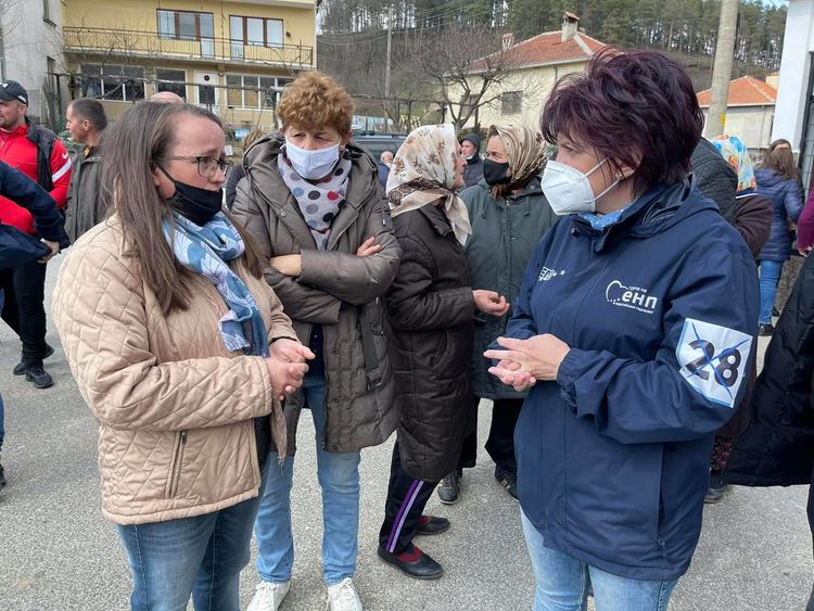 Дрангово посрещна Цвета Караянчева с пълен площад